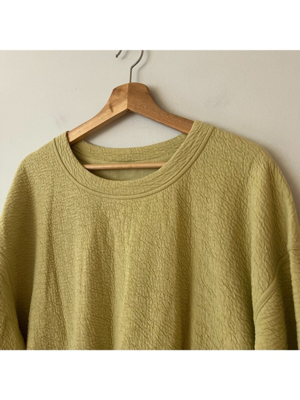 Lululemon Textured Crewneck Pullover Sweatshirt Dew Green Women's Size 12 - Picture 4 of 8